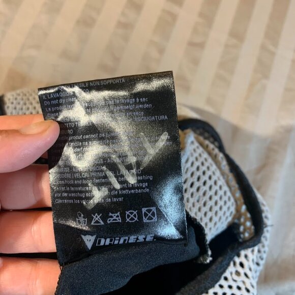 Dainese Protective Motorcycle Suit - Picture 9 of 10